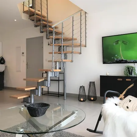 T4 Christina Contemporain, Vue Lac, Climatise Avec Parking Apartment *