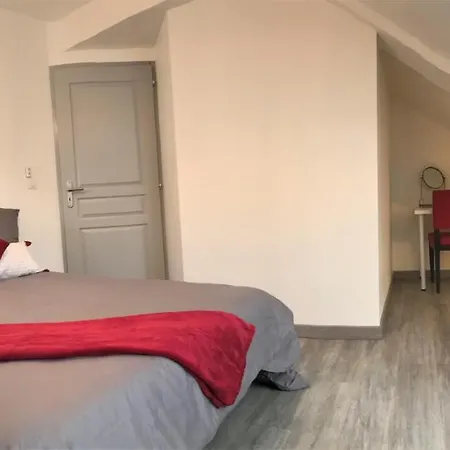 T4 Christina Contemporain, Vue Lac, Climatise Avec Parking *