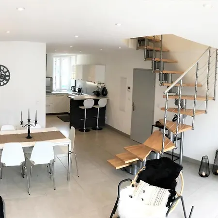 Apartment T4 Christina Contemporain, Vue Lac, Climatise Avec Parking