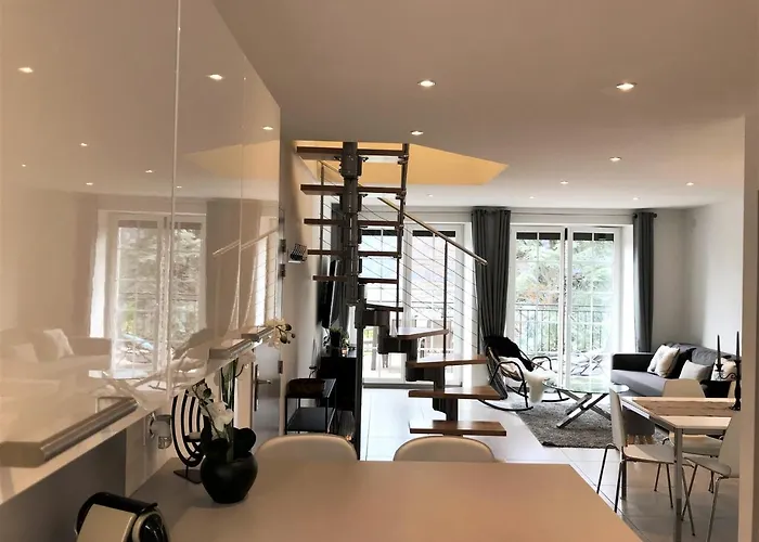 T4 Christina Contemporain, Vue Lac, Climatise Avec Parking * エクスレバン