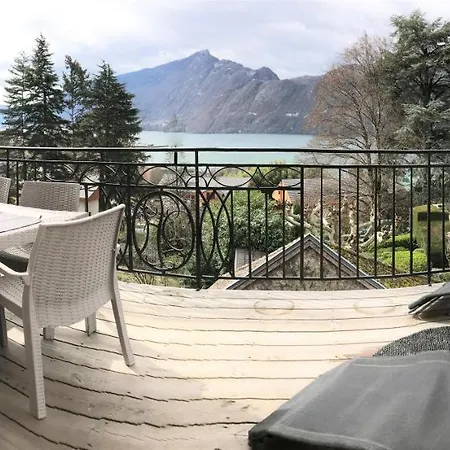 T4 Christina Contemporain, Vue Lac, Climatise Avec Parking 아파트